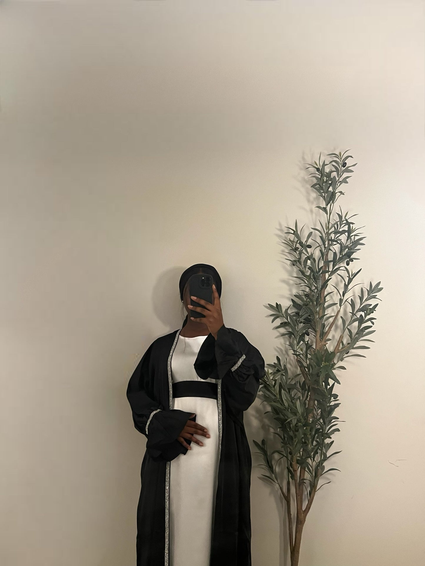Leila 2 Piece Satin Abaya Set- Black