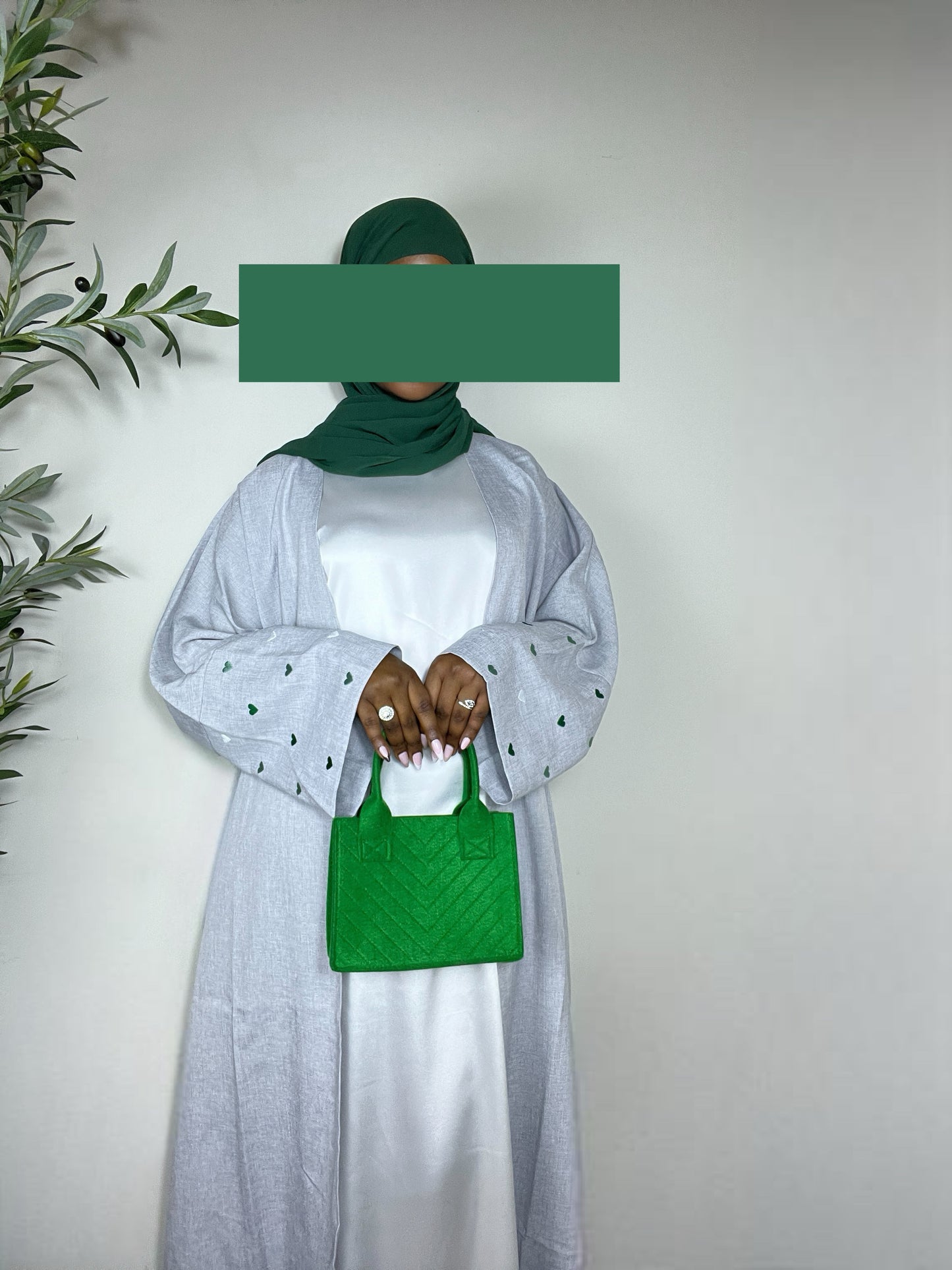 Ayla Hearts Embroidered Open Abaya - Green & Grey