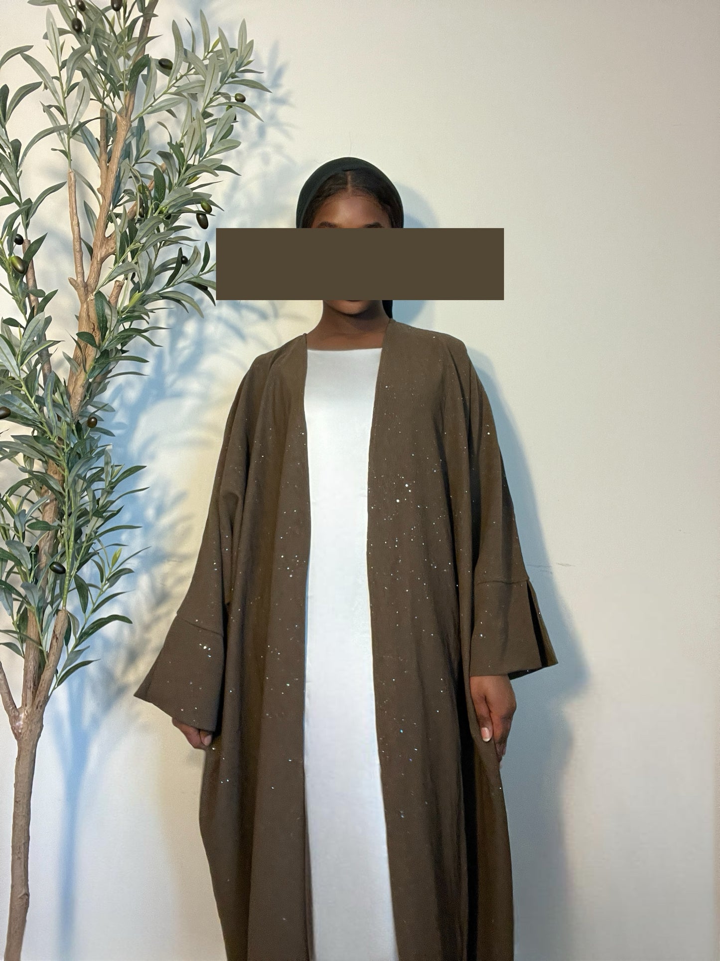 Hasna Sparkly Glitter Open Abaya- Brown