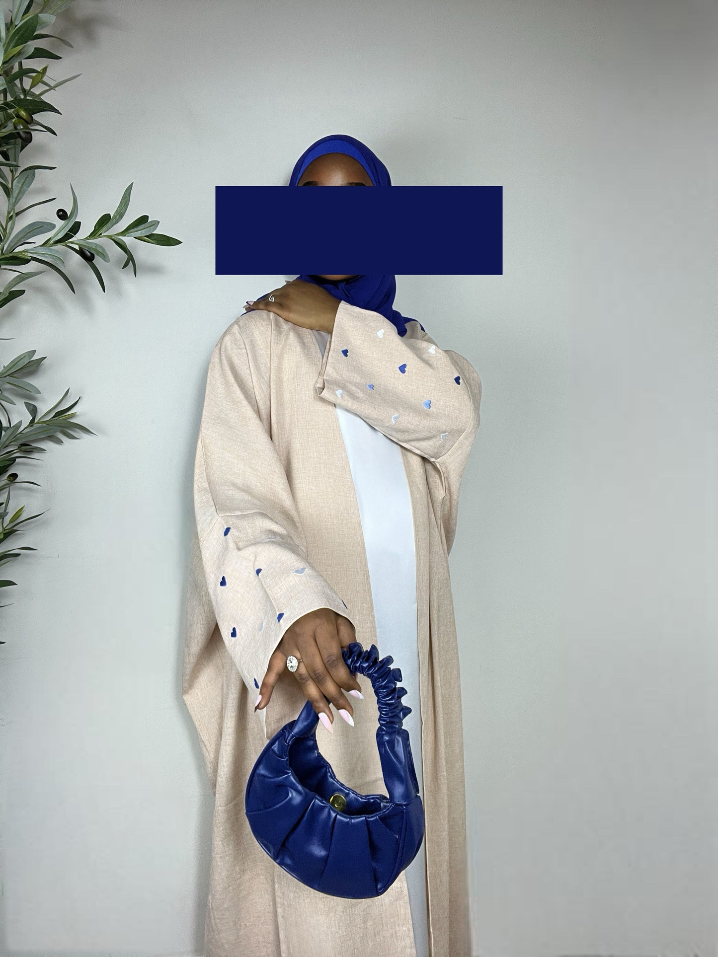 Ayla Hearts Embroidered Open Abaya - Blue & Beige