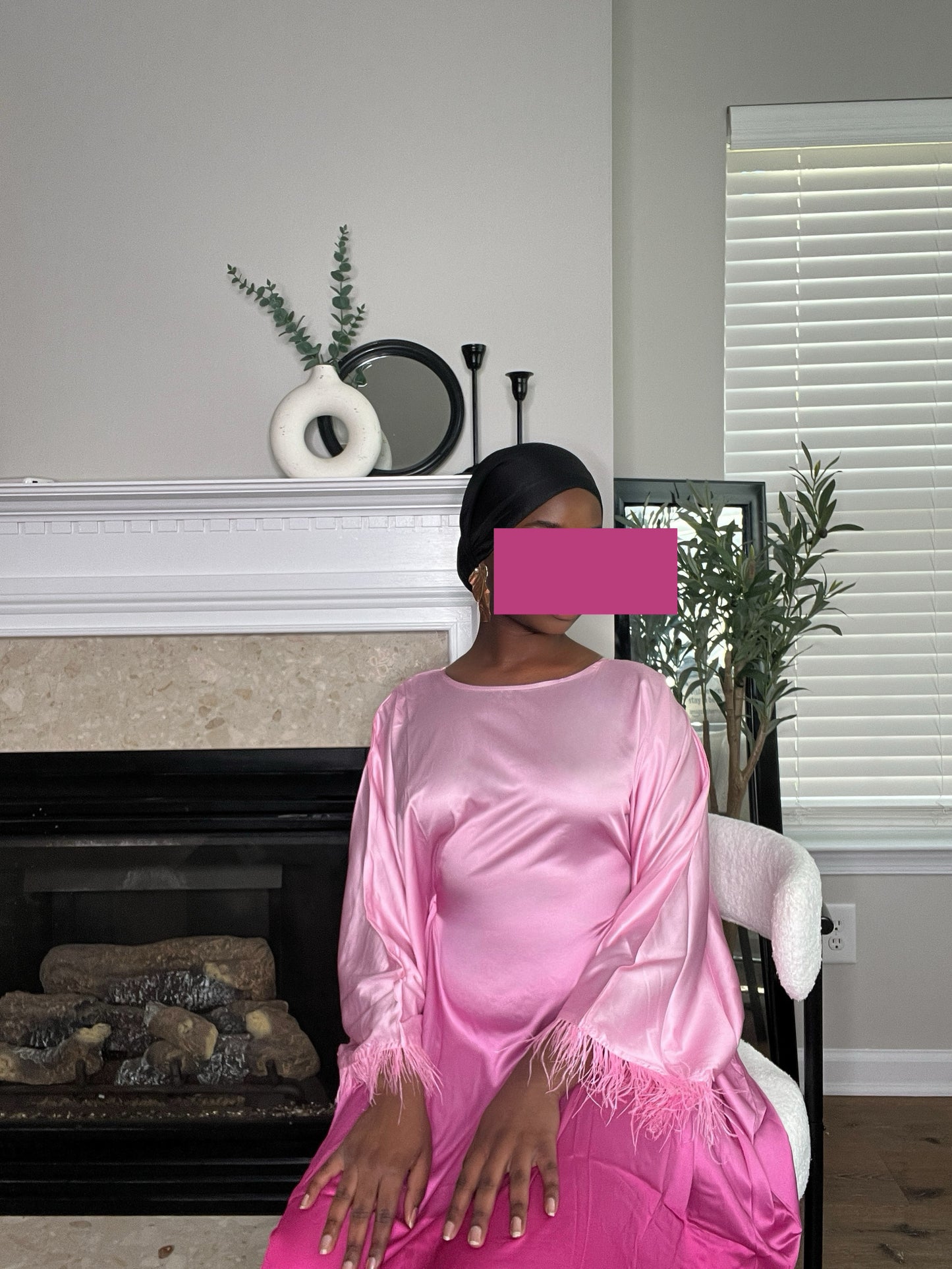 Maya Ombre Feather Butterfly Abaya- Pink