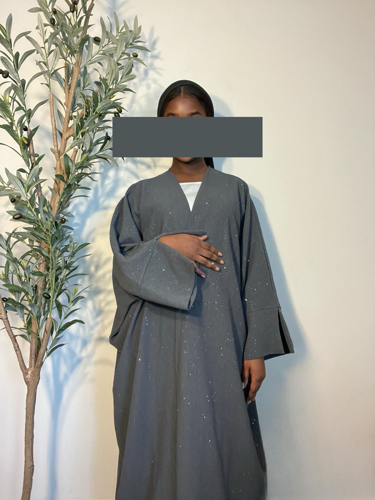 Hasna Sparkly Glitter Open Abaya- Grey