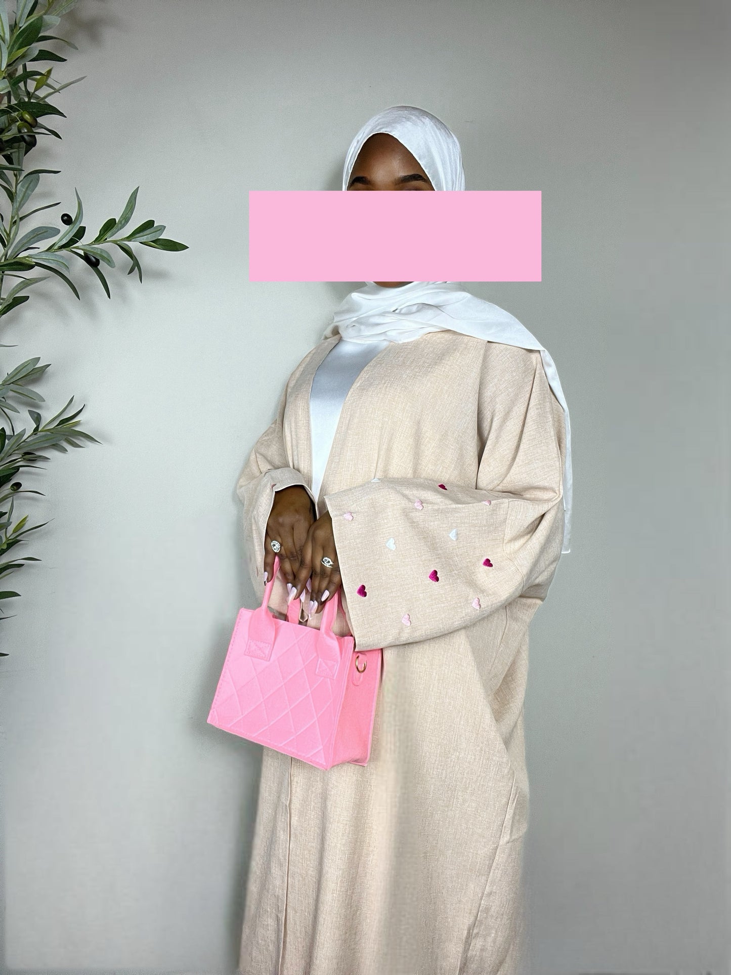 Ayla Hearts Embroidered Open Abaya - Pink & Beige